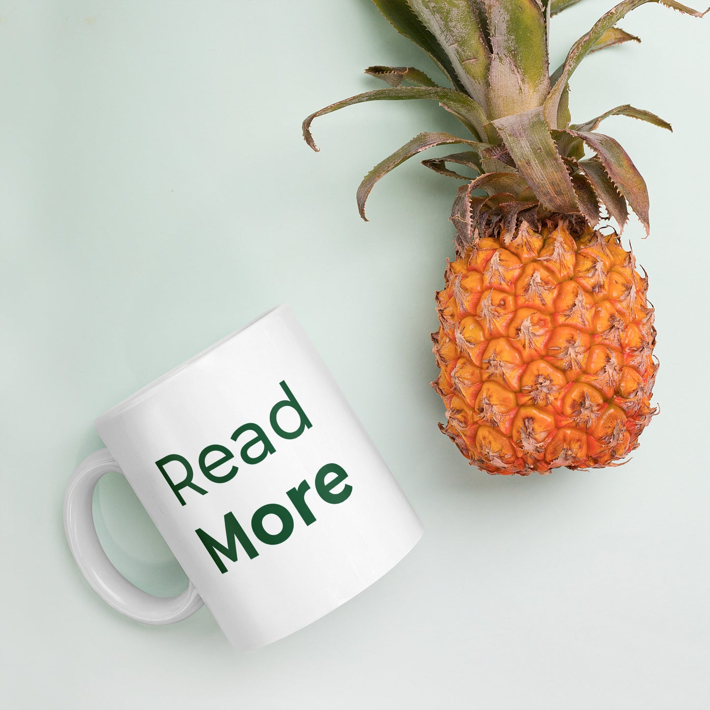 White glossy "Read more" mug